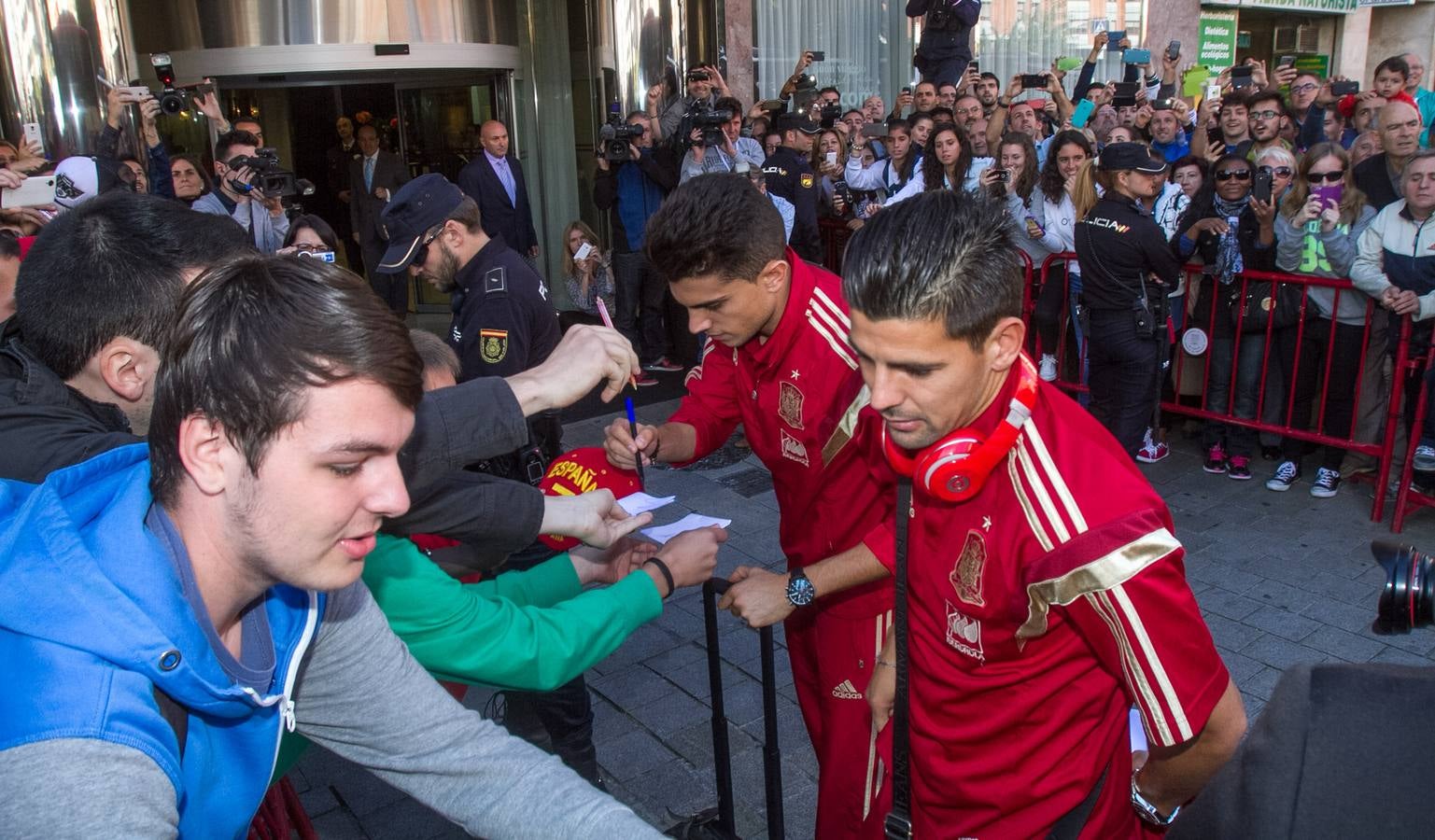 La selección española de fútbol llega a Logroño