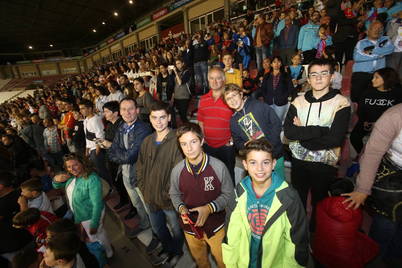 Logroño arropa a la selección en su entrenamiento en Las Gaunas