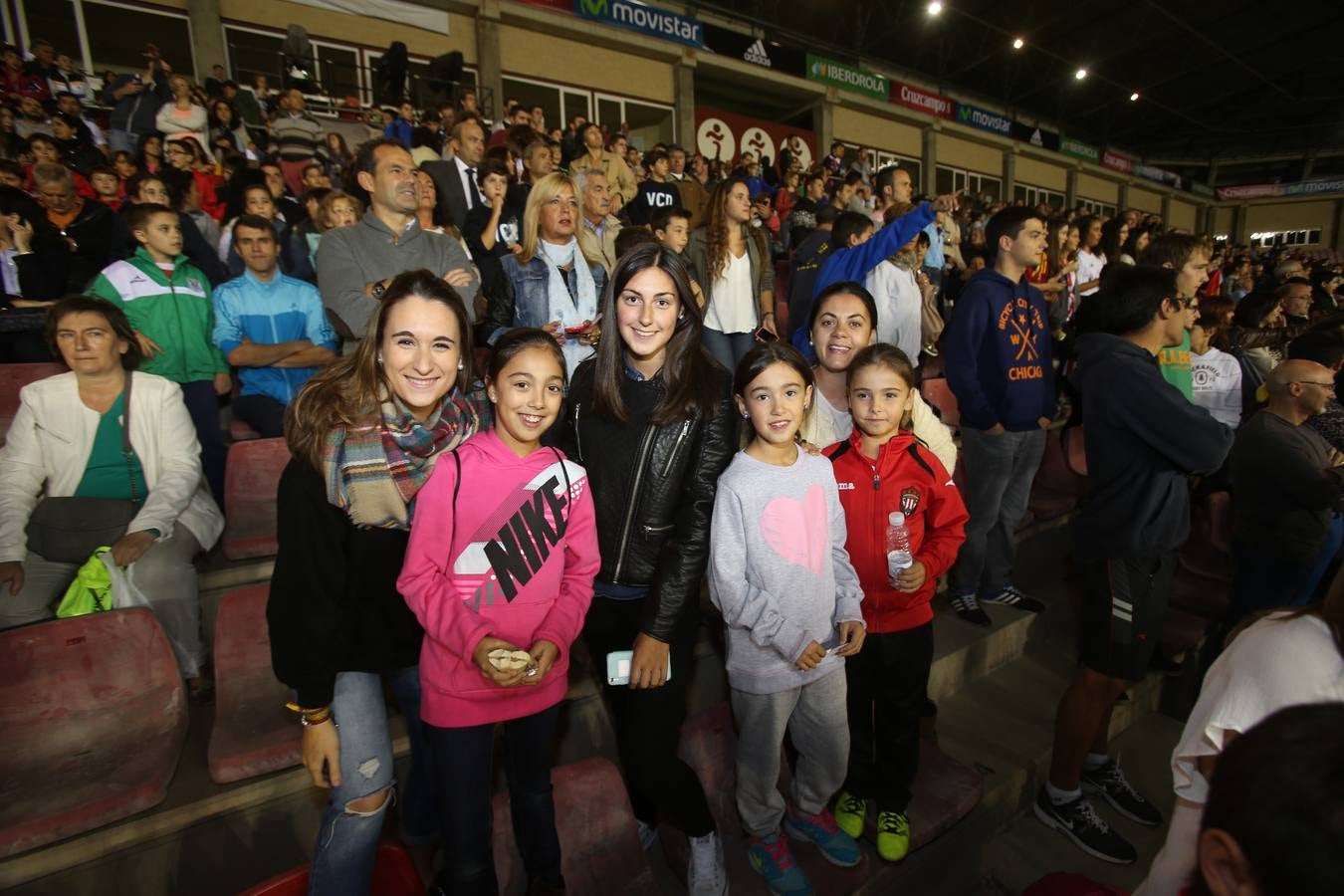 Logroño arropa a la selección en su entrenamiento en Las Gaunas