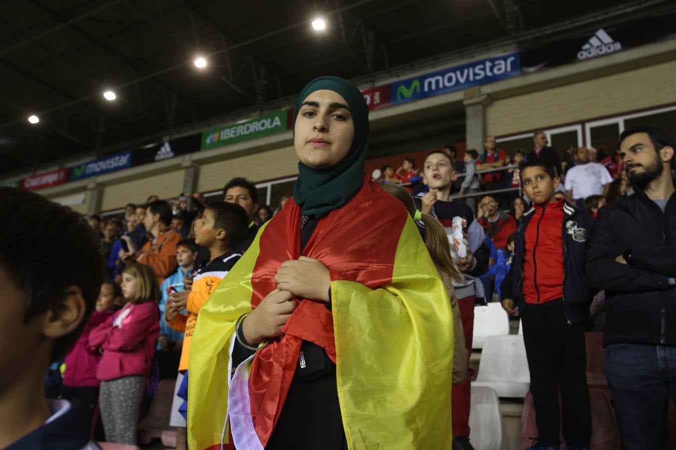Logroño arropa a la selección en su entrenamiento en Las Gaunas