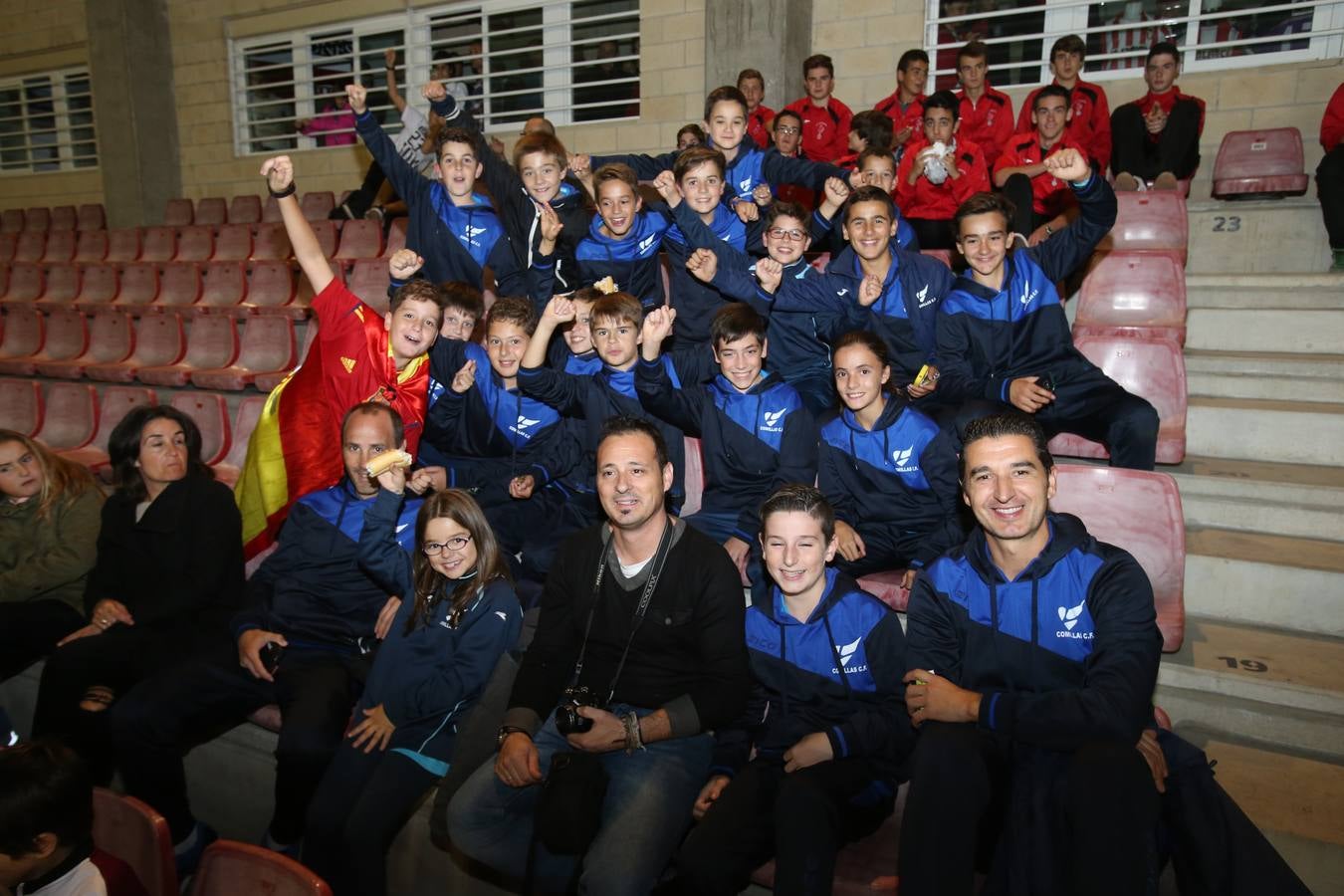Logroño arropa a la selección en su entrenamiento en Las Gaunas