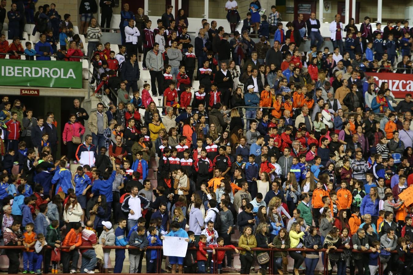 Logroño arropa a la selección en su entrenamiento en Las Gaunas