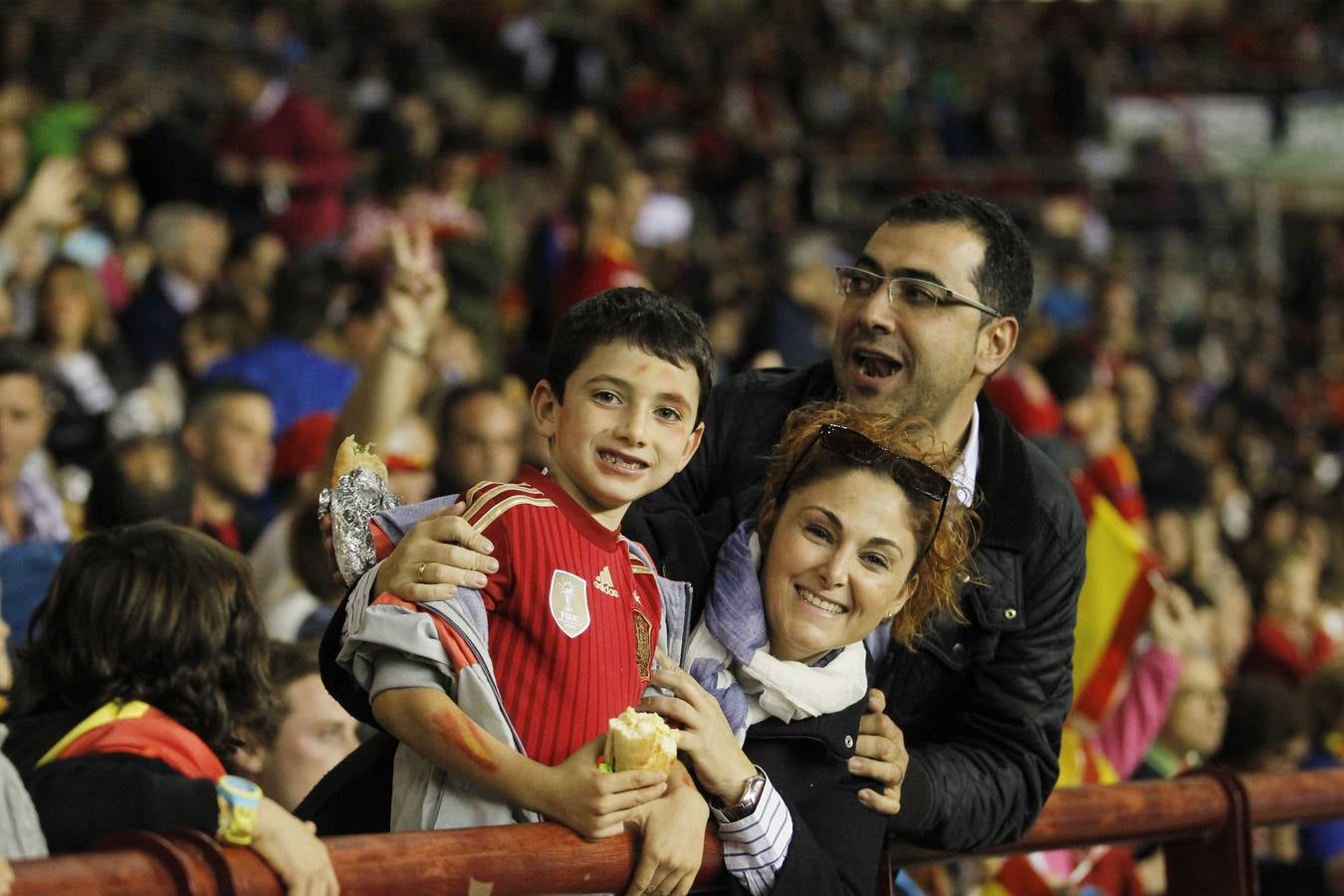 Fiesta en Las Gaunas con La Roja (I)