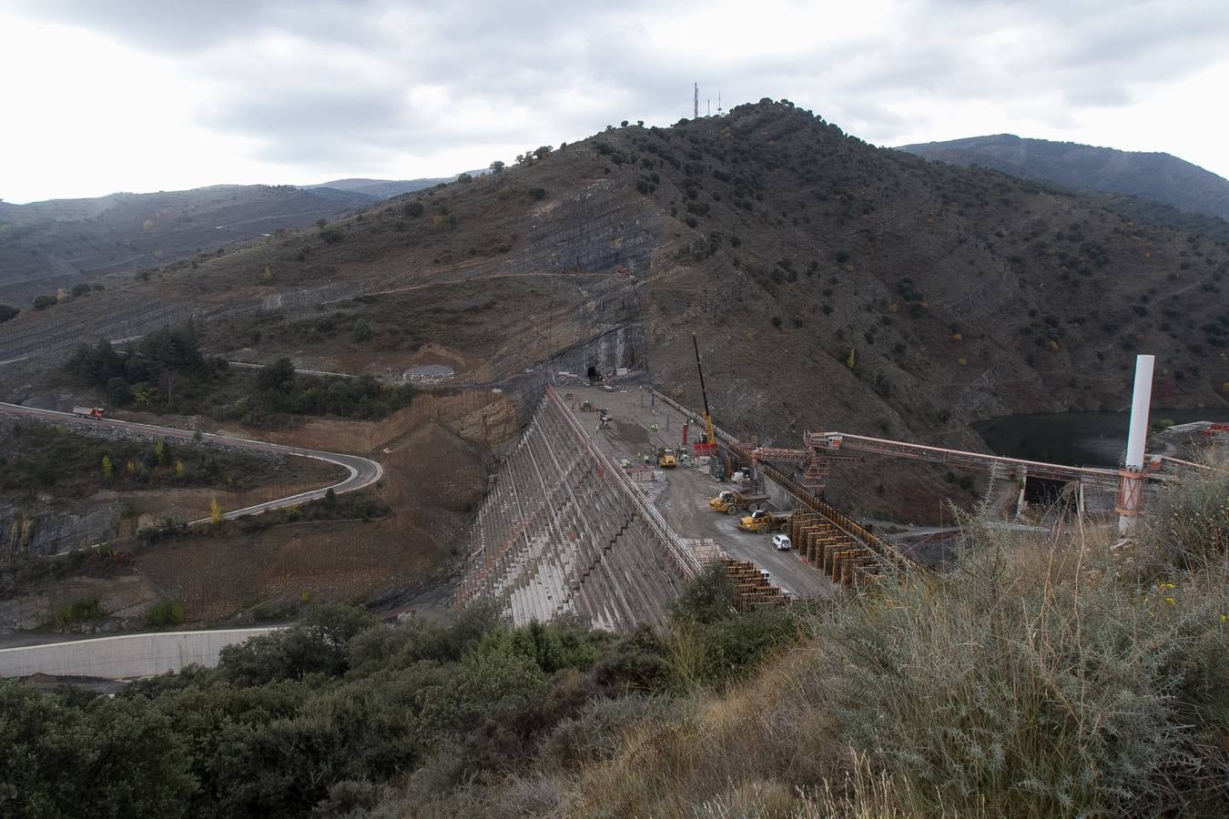 Las obras de la presa de Enciso