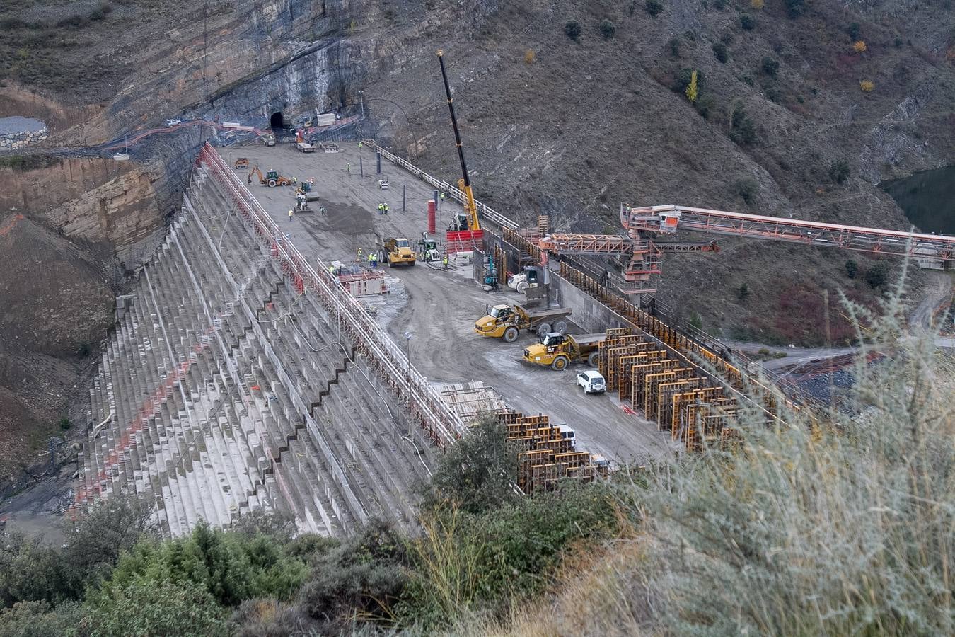 Las obras de la presa de Enciso