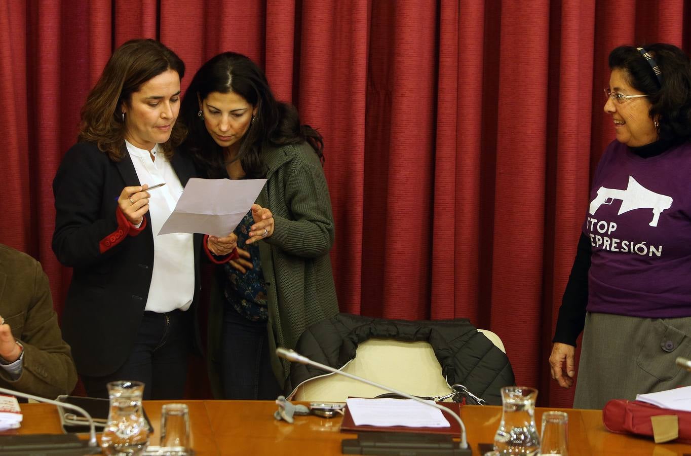 Los gestos en el Pleno del Ayuntamiento de Logroño