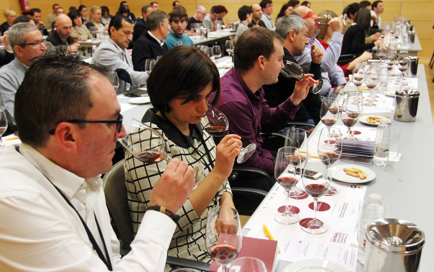 Un recorrido por la historia de los grandes vinos de Bodegas Riojanas desde 1942