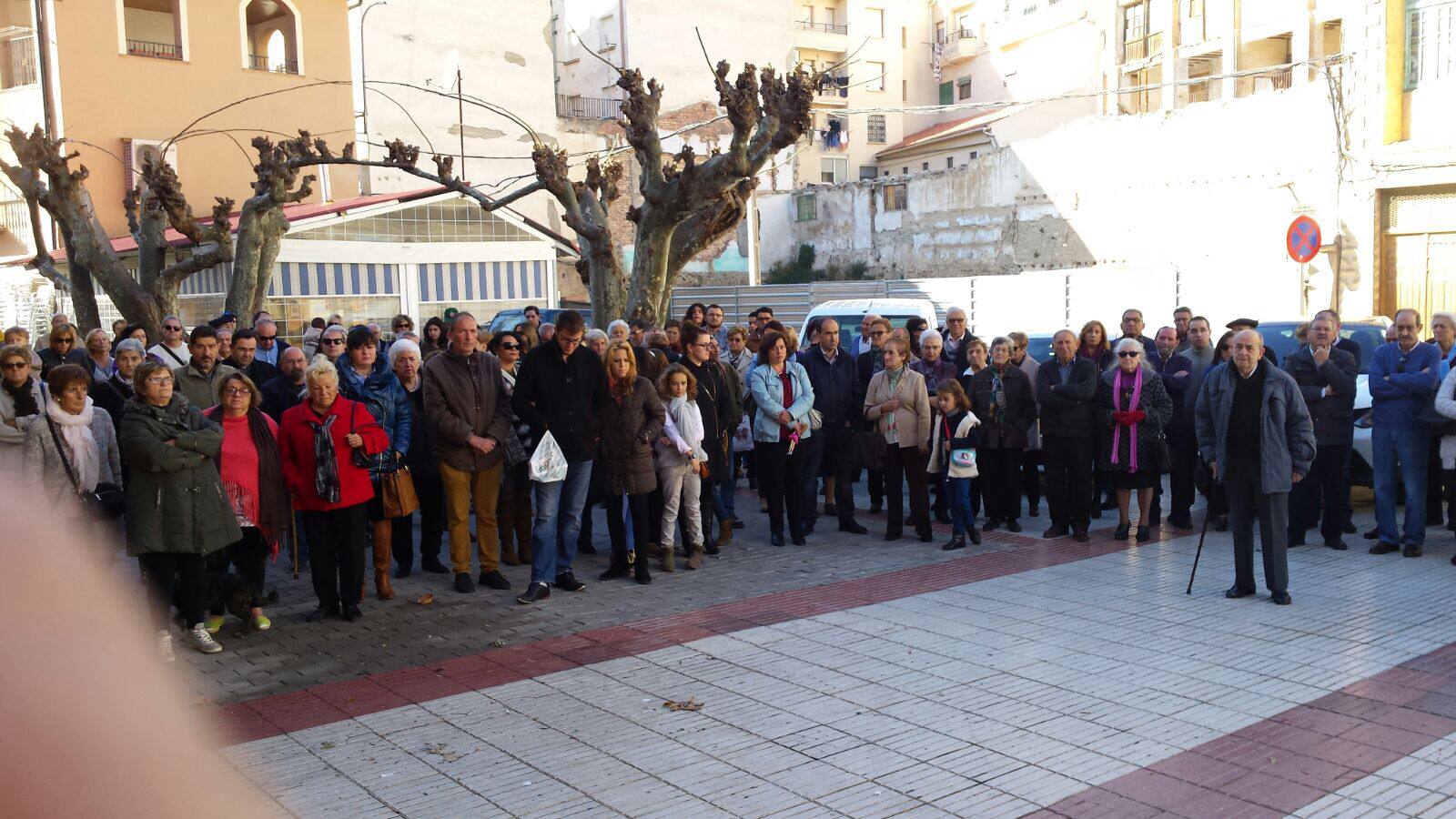 La Rioja se solidariza con París