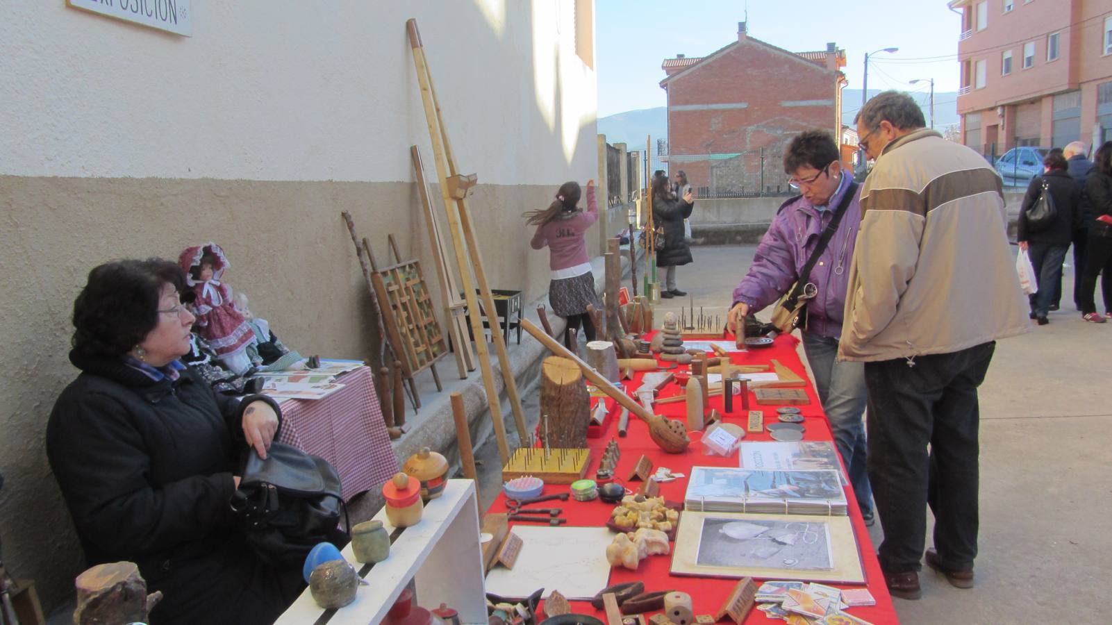 Mercado navideño y belén mecánico en Sorzano