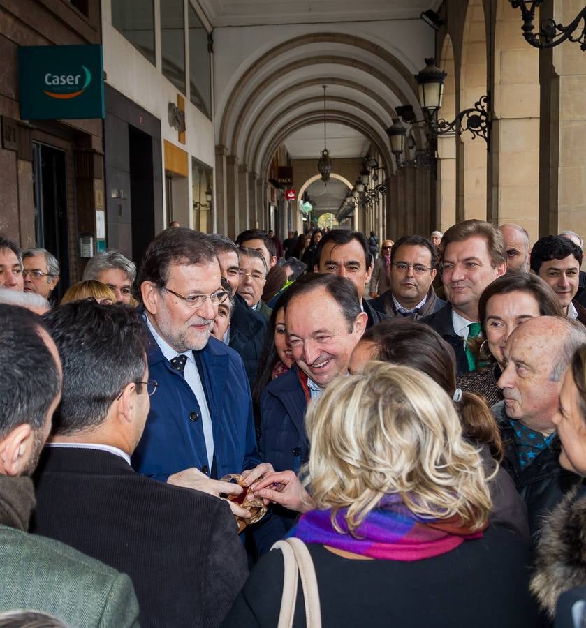 Paseo de Rajoy por Logroño