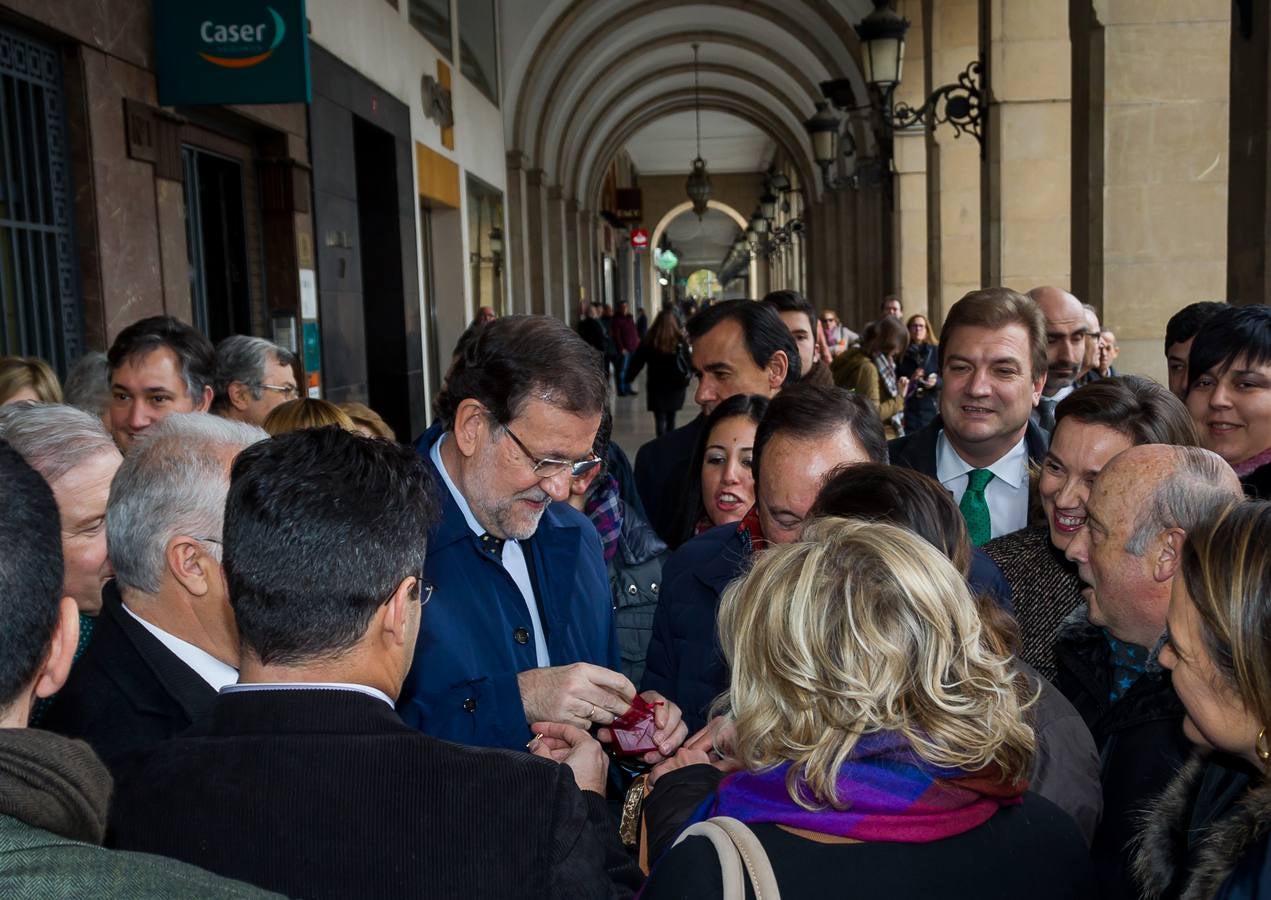 Paseo de Rajoy por Logroño