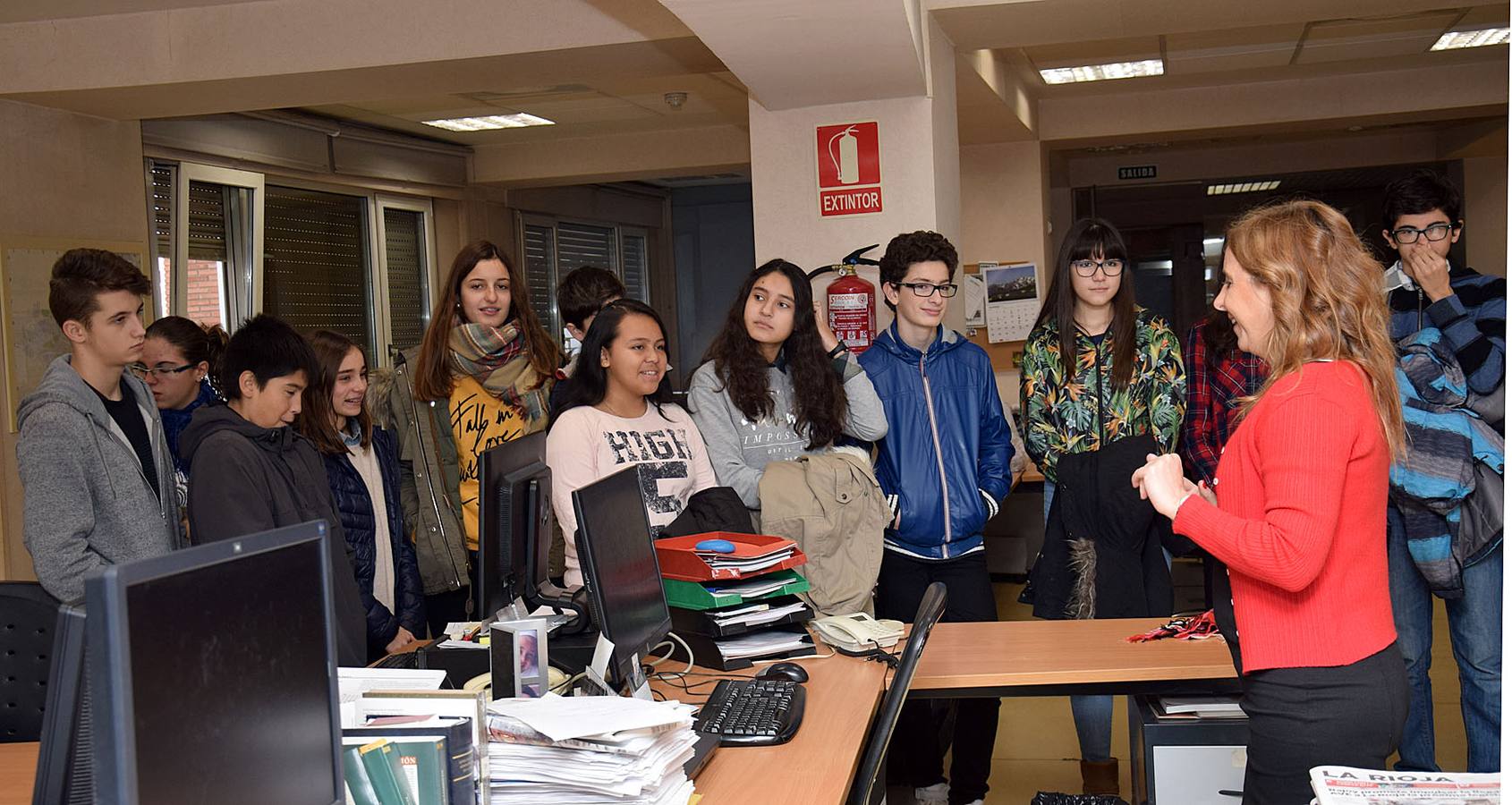 Los alumnos de 2º B del IES Sagasta, de Logroño, visitan la multimedia de Diario LA RIOJA