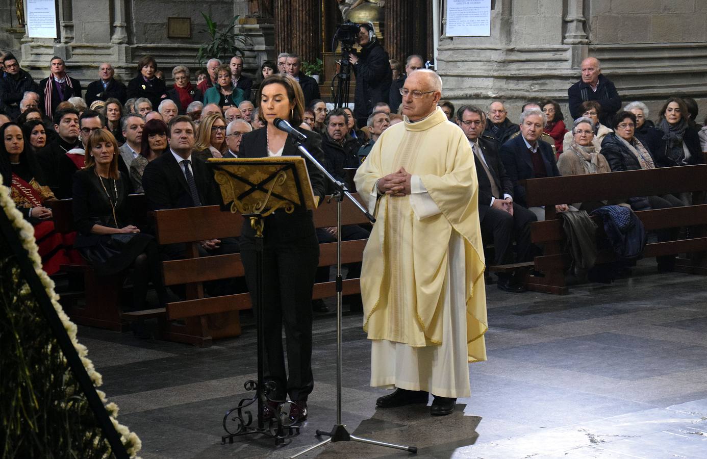 Procesión y misa en Logroño para celebrar el día de la Virgen de la Esperanza