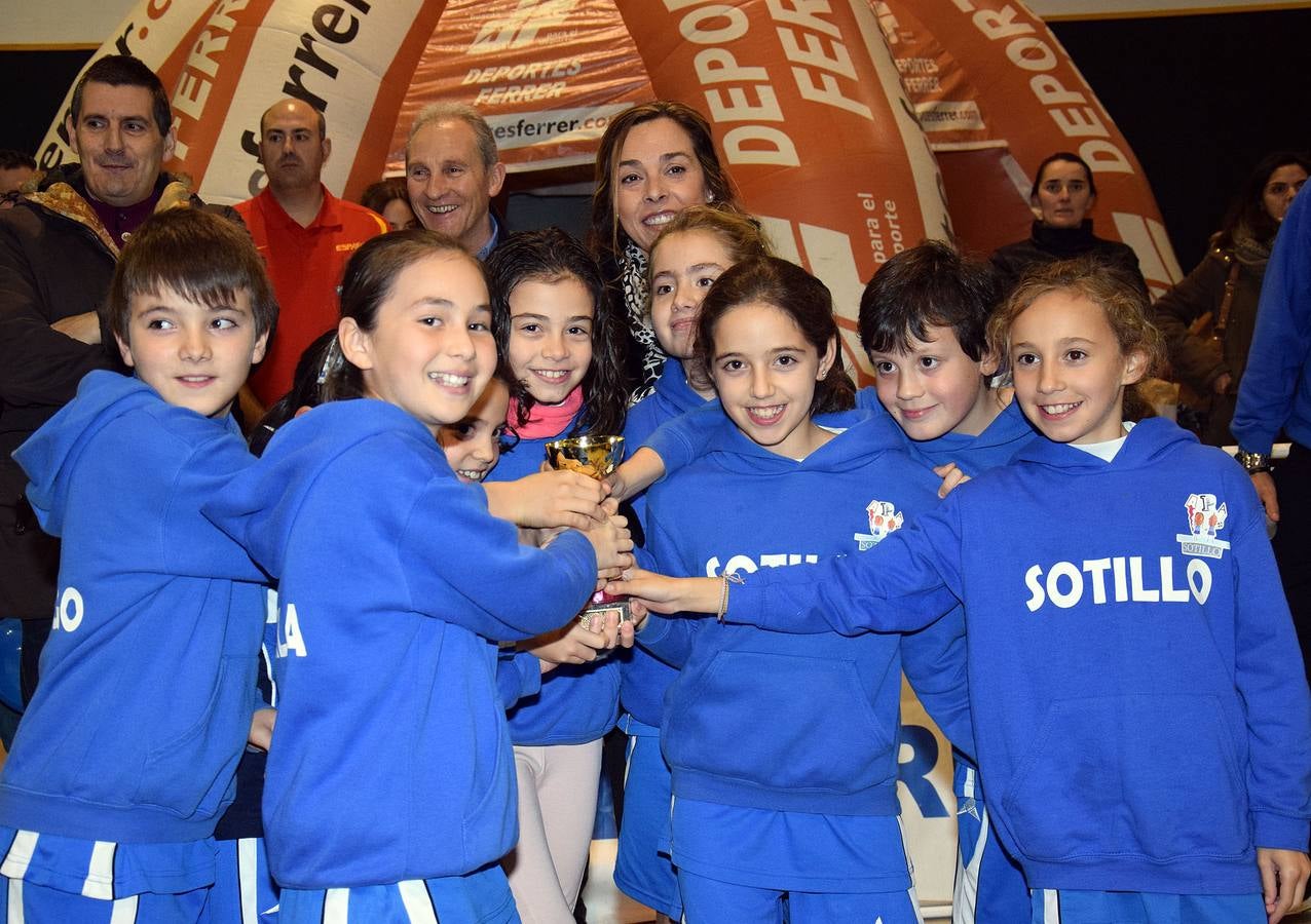 Entrega de trofeos del IV Torneo de Navidad de Baloncesto de Lardero