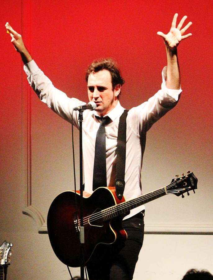 Igor Paskual protagoniza el Café Cantante de Actual en el Círculo Logroñés