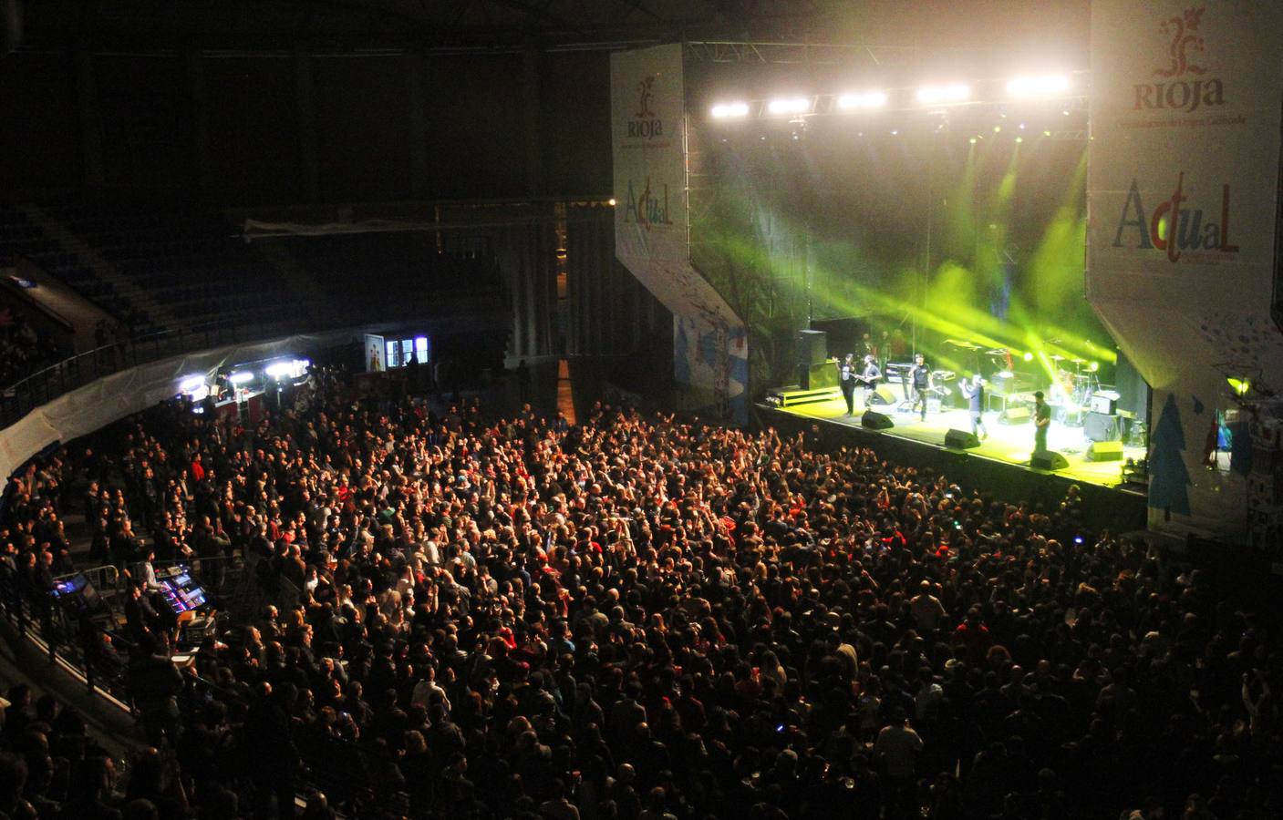 &#039;Repion&#039;, &#039;Green Valley&#039; y &#039;Within Temptation&#039; en el primer concierto en el Palacio en Actual&#039; 16