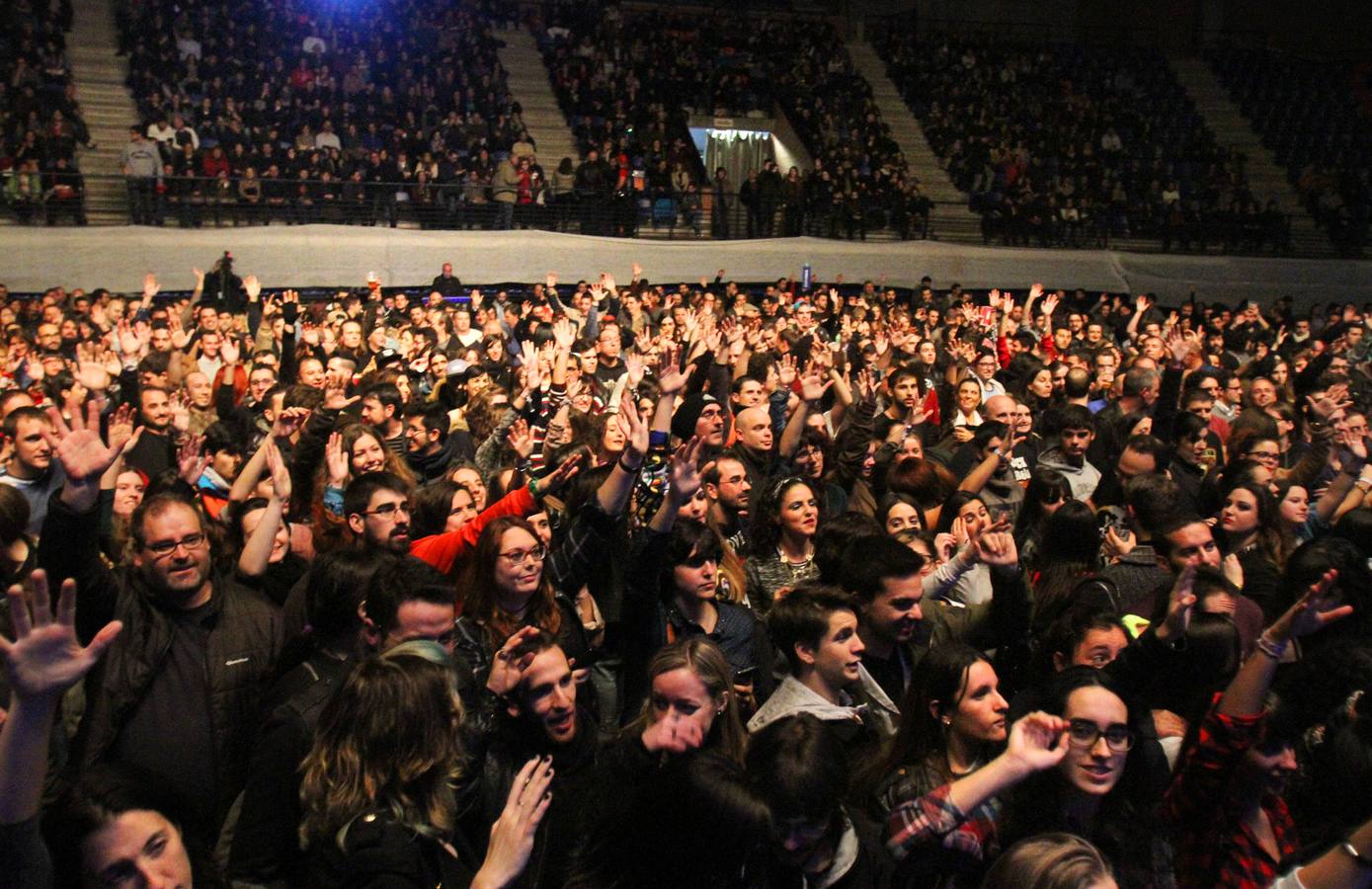 &#039;Repion&#039;, &#039;Green Valley&#039; y &#039;Within Temptation&#039; en el primer concierto en el Palacio en Actual&#039; 16