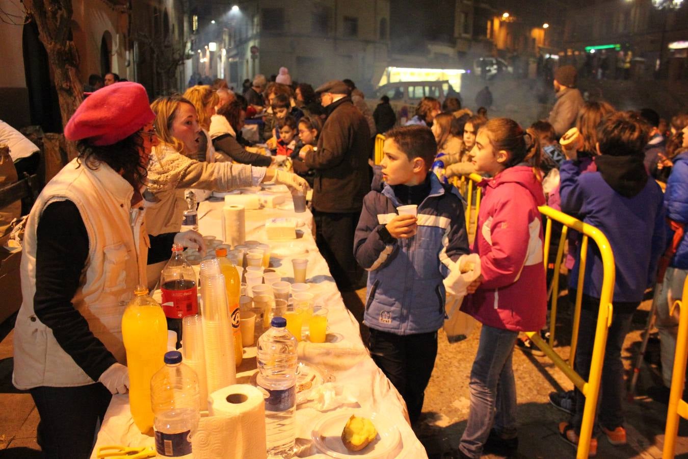 Alfaro celebra las hogueras de San Antón