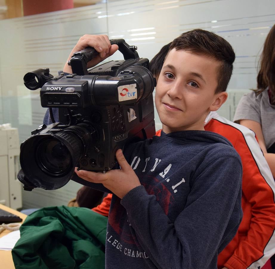 Los alumnos de 6º C del Colegio Las Gaunas visitan la multimedia de Diario LA RIOJA