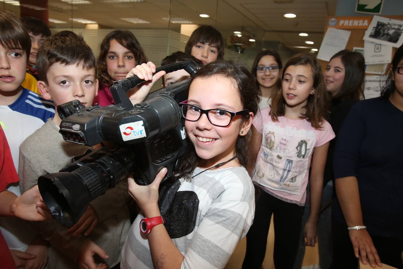 Los alumnos de 6ºB del CEIP Las Gaunas visitan la multimedia de Diario LA RIOJA