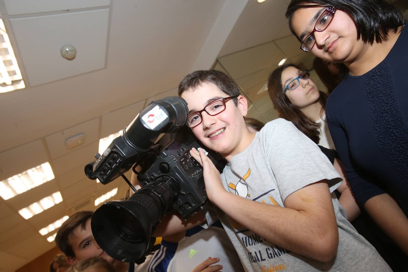 Los alumnos de 6ºB del CEIP Las Gaunas visitan la multimedia de Diario LA RIOJA