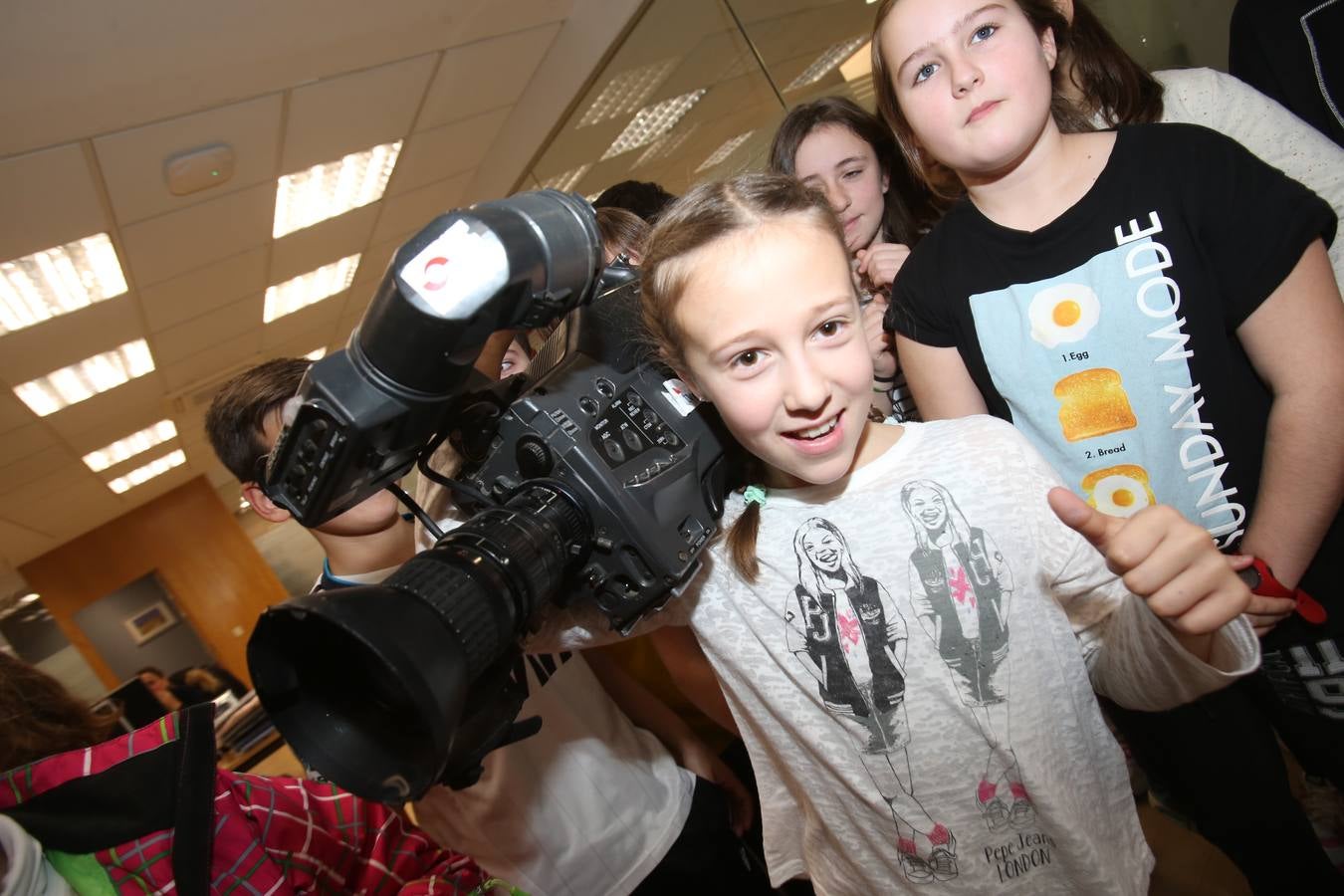 Los alumnos de 6ºB del CEIP Las Gaunas visitan la multimedia de Diario LA RIOJA