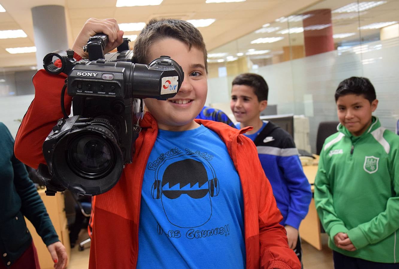 Los alumnos de 6º A del Colegio Las Gaunas visitan la multimedia de Diario LA RIOJA