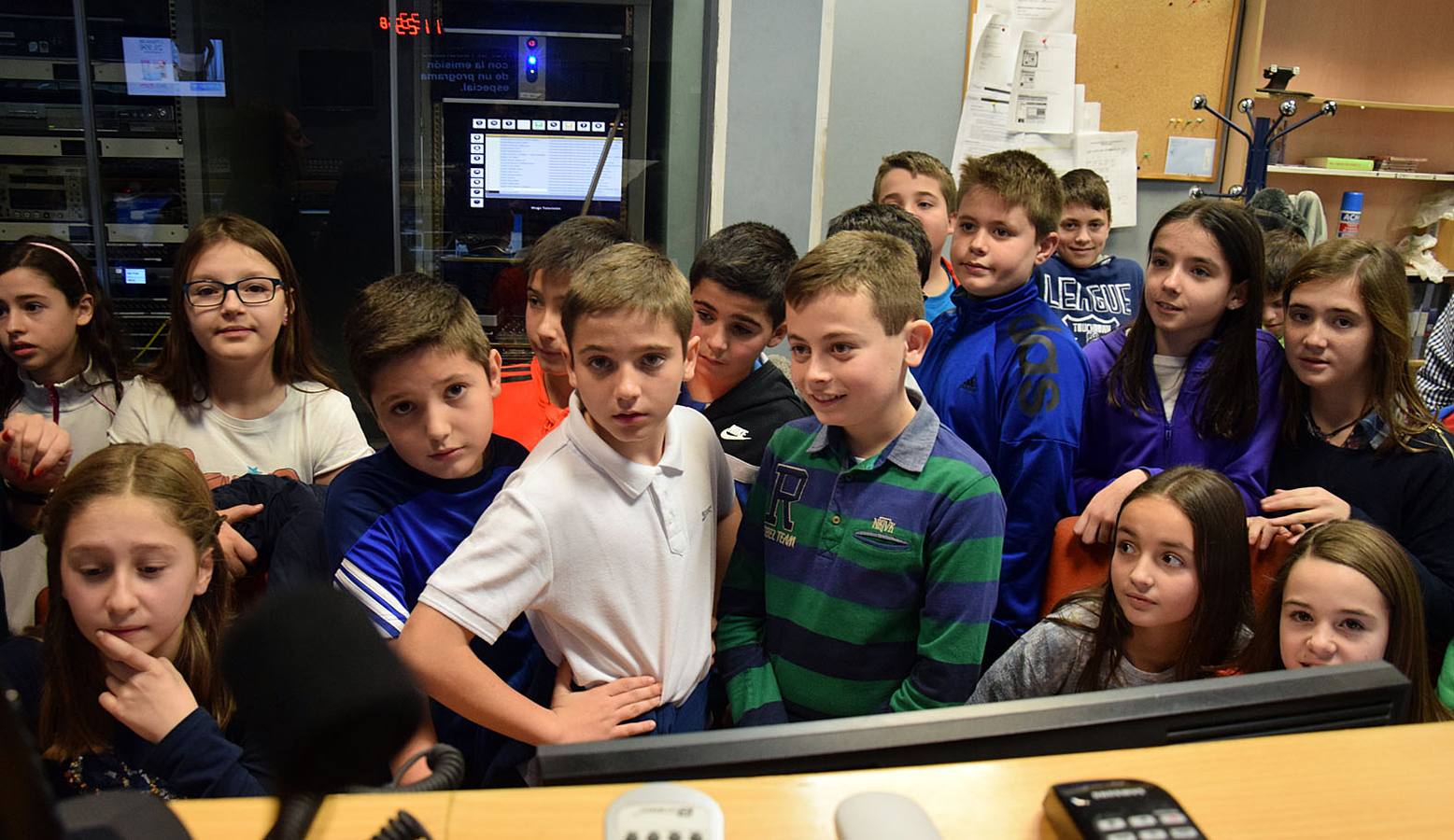 Los alumnos de 6º A del Colegio Las Gaunas visitan la multimedia de Diario LA RIOJA