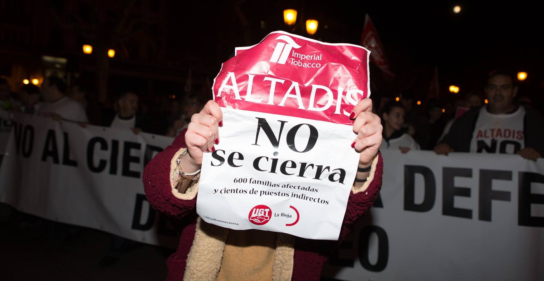 Los trabajadores de Altadis reciben el apoyo de 4.000 personas en su manifestación en Logroño
