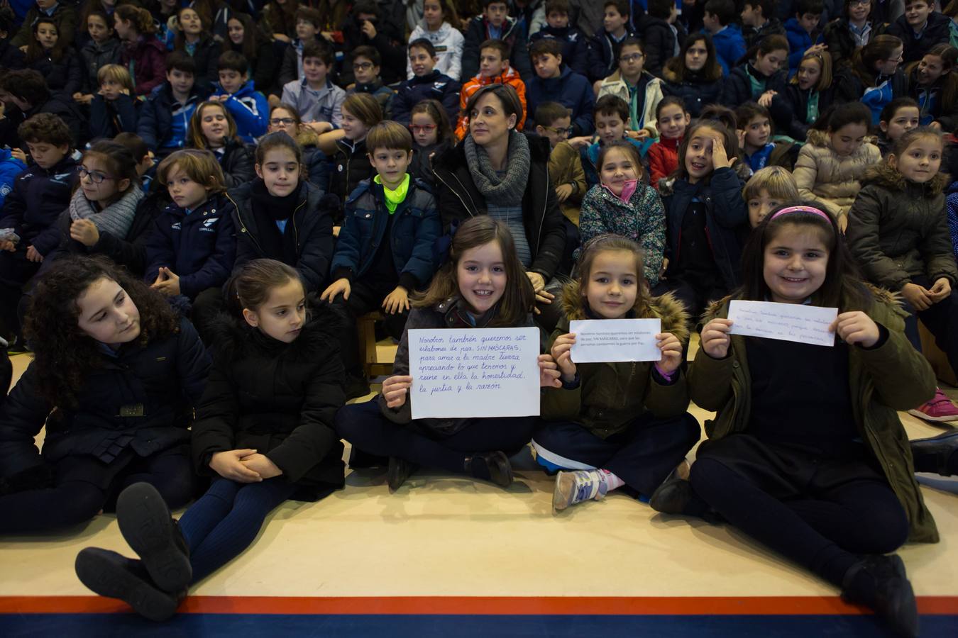 Celebración del Día de la Paz en el colegio Escolapias