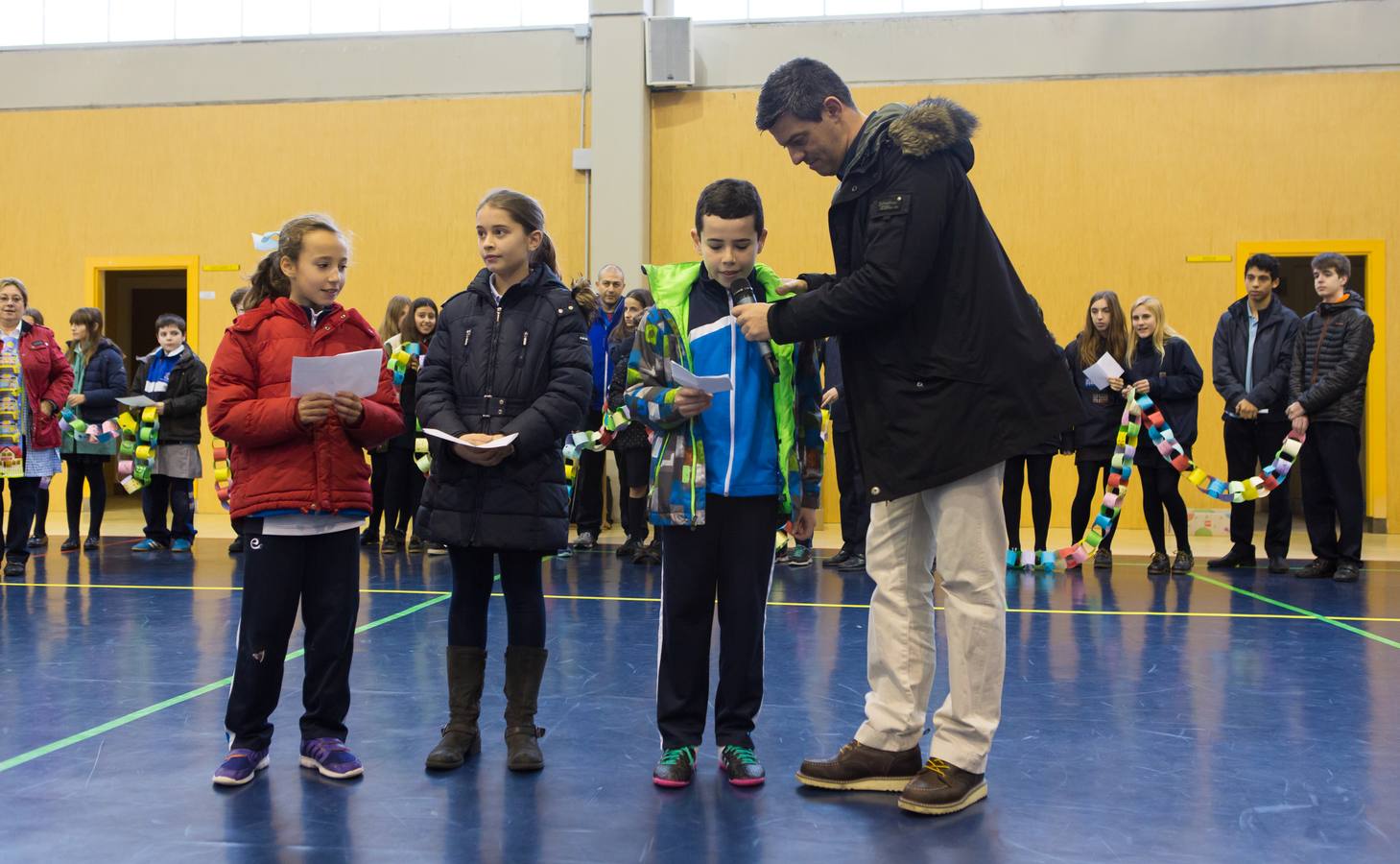 Celebración del Día de la Paz en el colegio Escolapias