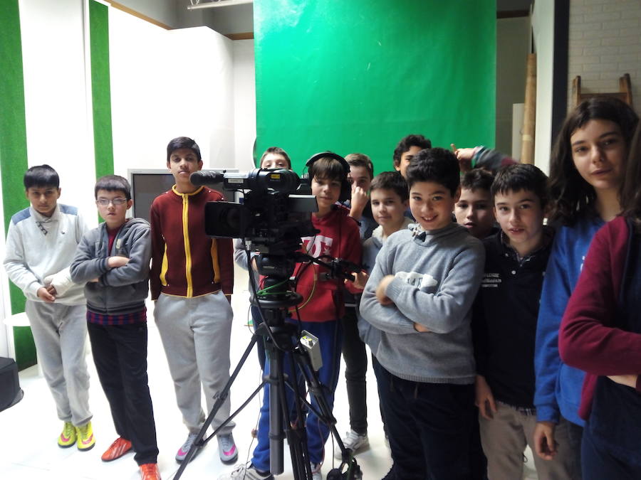 Los alumnos de 6º de Primaria del Colegio General Espartero visita la multimedia de Diario LA RIOJA