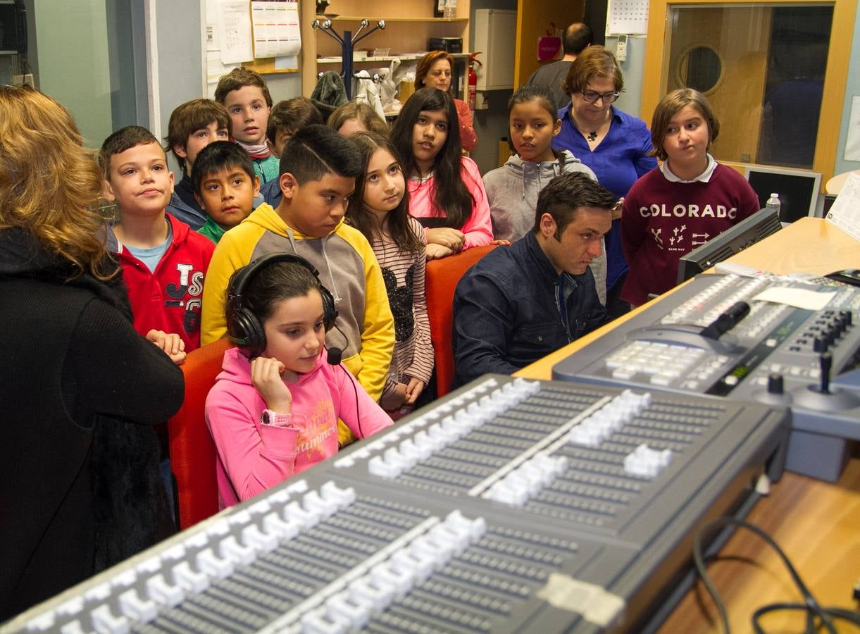 Visita a Diario LA RIOJA y TVR del CEIP General Espartero