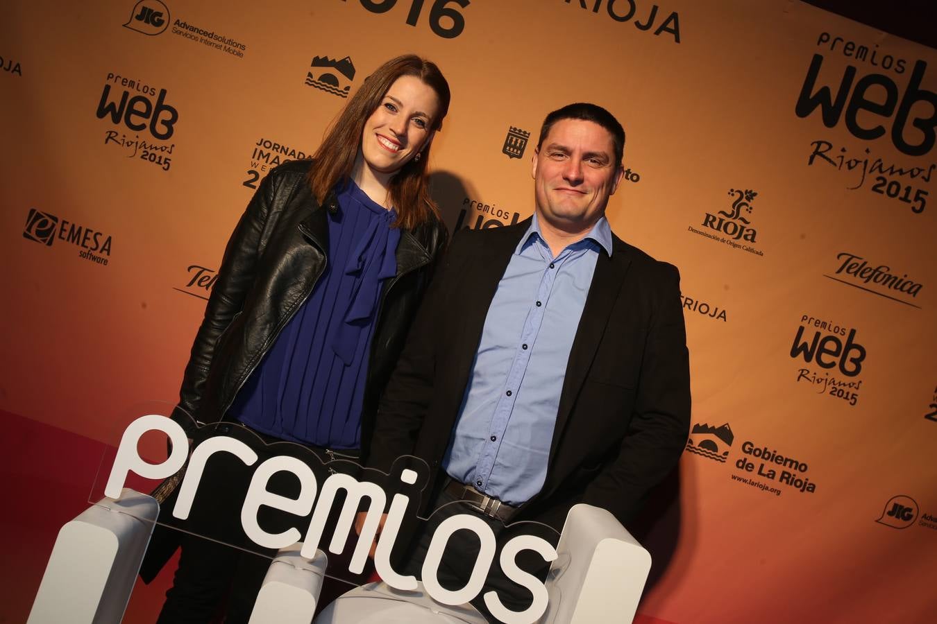 Sonrisas en el photocall en la entrega de los XVIII Premios Web Riojanos