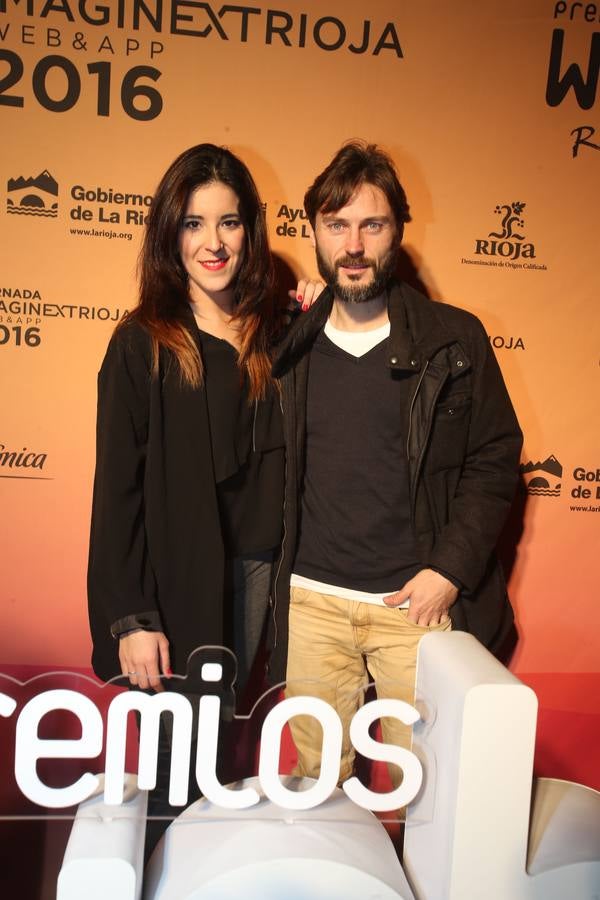 Sonrisas en el photocall en la entrega de los XVIII Premios Web Riojanos