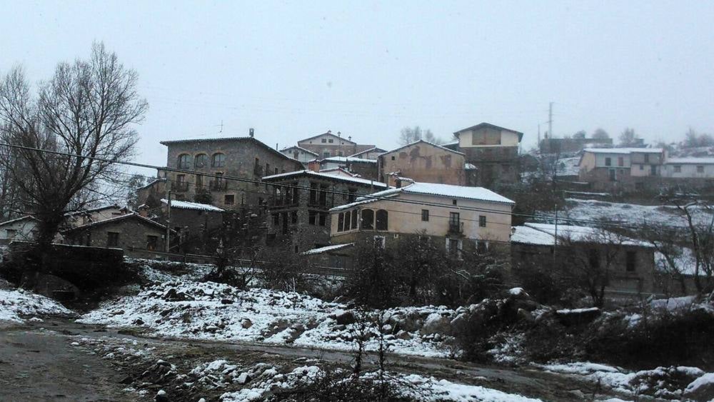 Jalón de Cameros se queda blanco