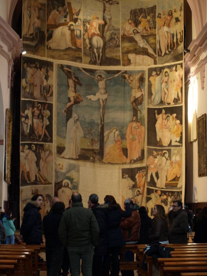 Colocación de La Sarga de Villoslada en el retablo mayor de la iglesia