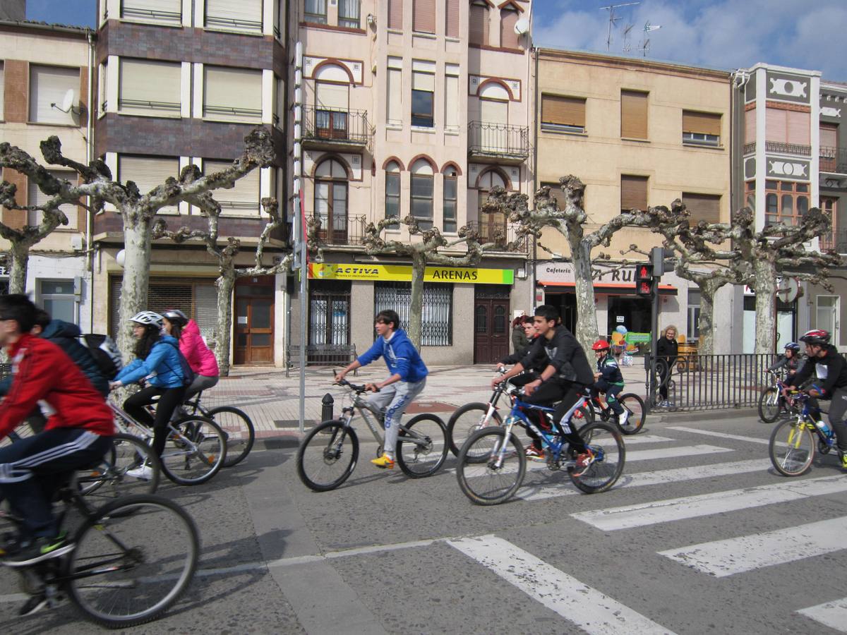 III Marcha en bicicleta en Santo Domingo de la Calzada a beneficio de la AECC