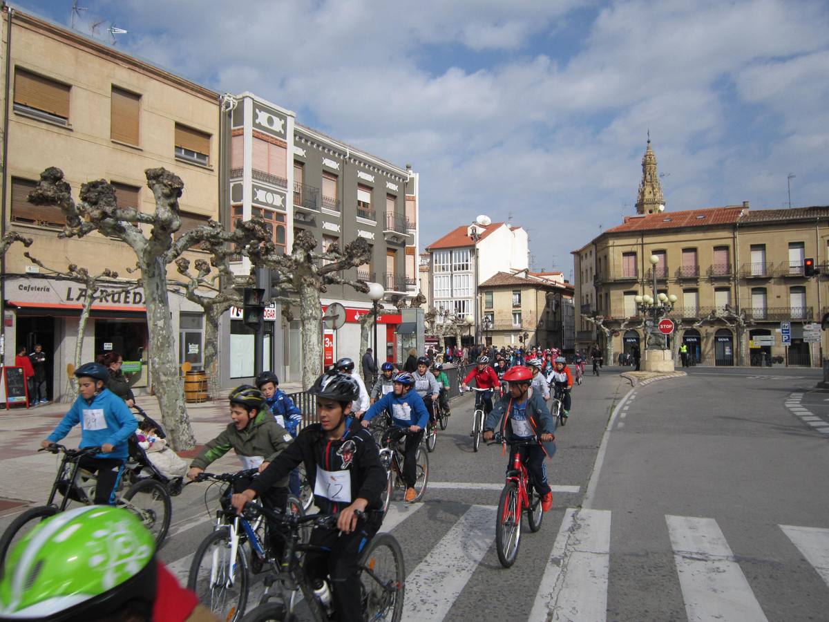 III Marcha en bicicleta en Santo Domingo de la Calzada a beneficio de la AECC