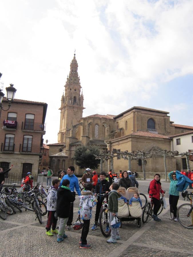 III Marcha en bicicleta en Santo Domingo de la Calzada a beneficio de la AECC