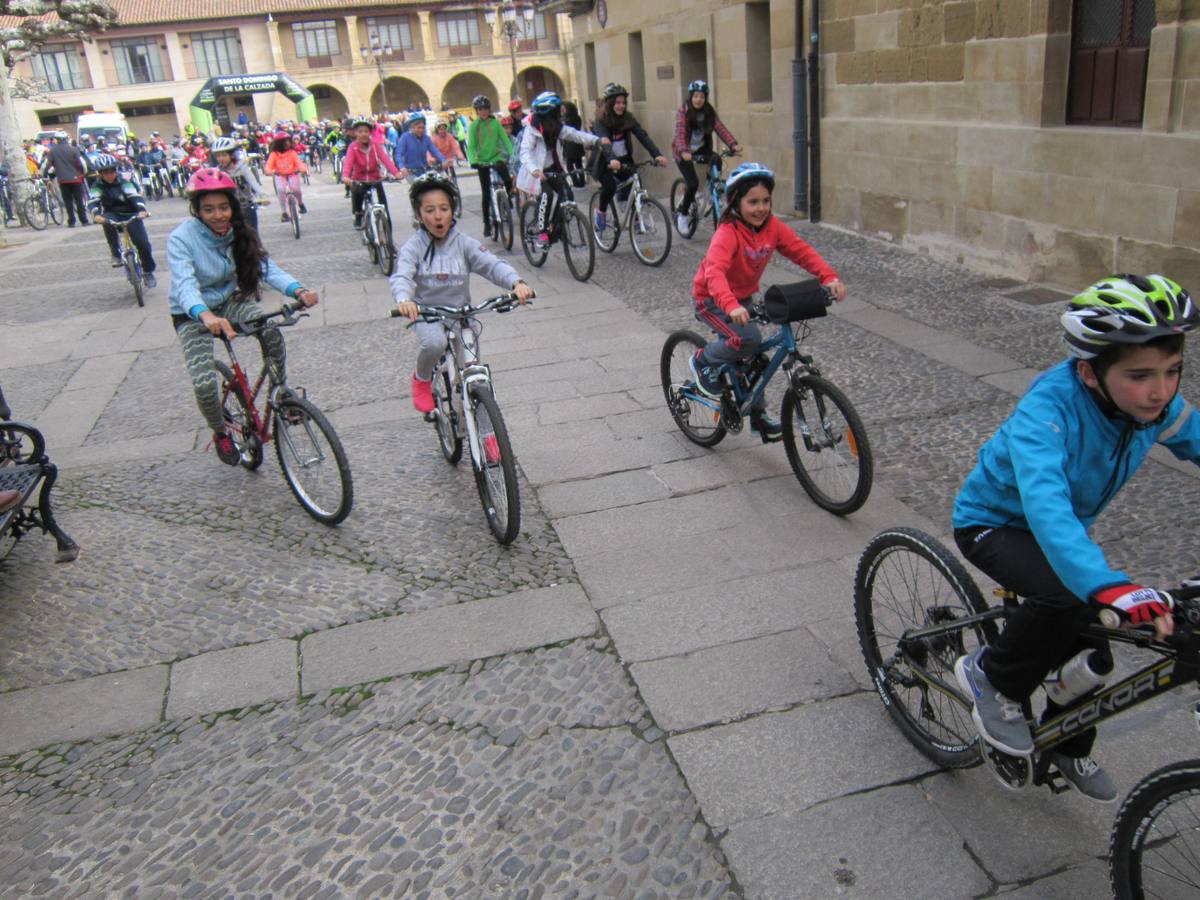 III Marcha en bicicleta en Santo Domingo de la Calzada a beneficio de la AECC