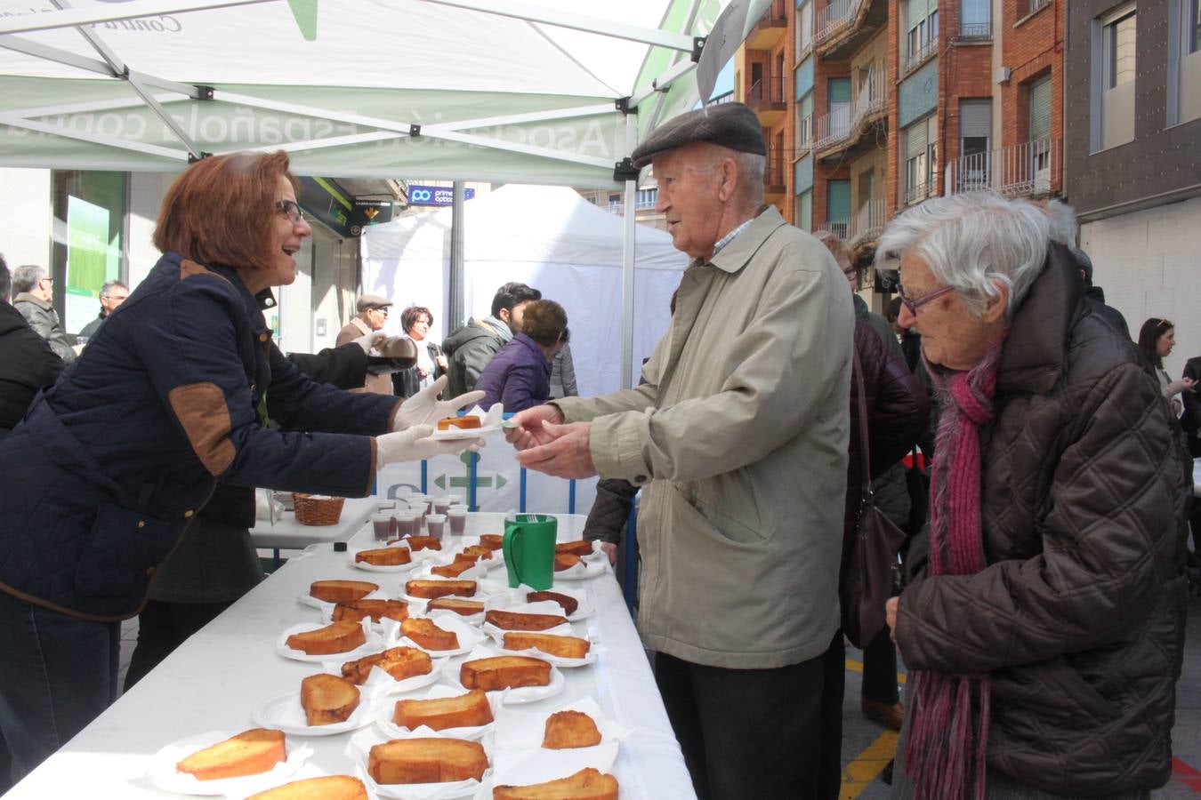 Arnedo celebra el XIII Dia del Ajo Asado