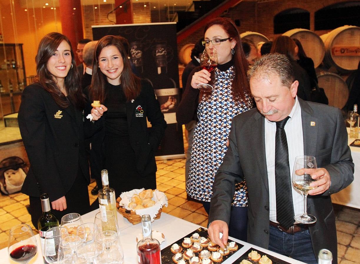 Cena de la Vuelta Ciclista a La Rioja 2016 en Bodegas Altanza