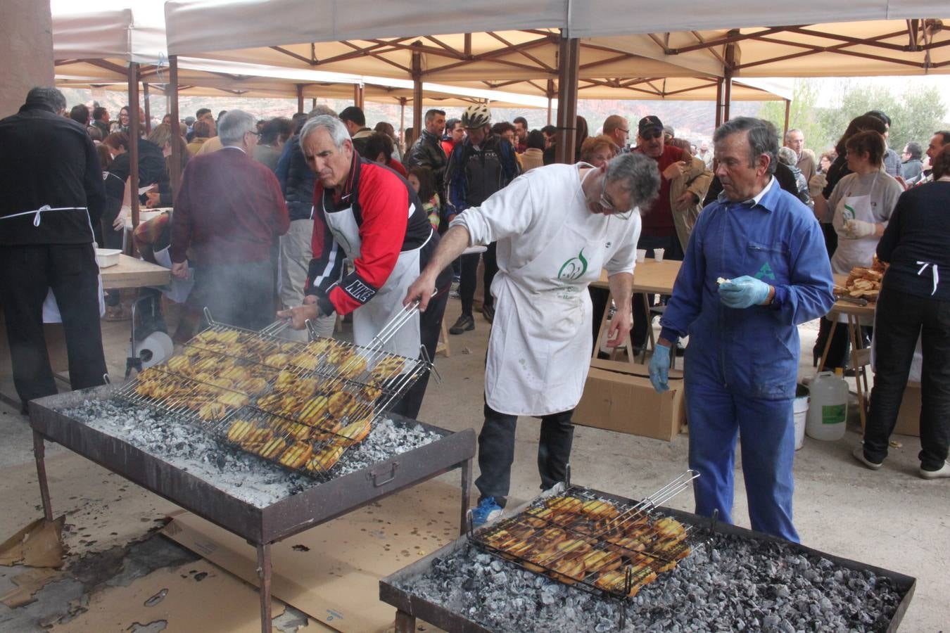 Fiesta de la pringada en Santa Eulalia Bajera