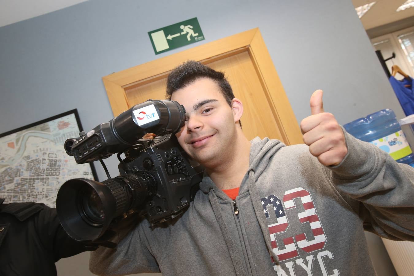 Alumnos de Jesuitas visitan Diario LA RIOJA