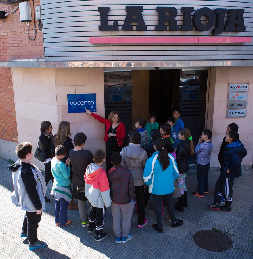 Los alumnos de 5º B de Primaria del Colegio Navarrete El Mudo visitan la multimedia de Diario LA RIOJA