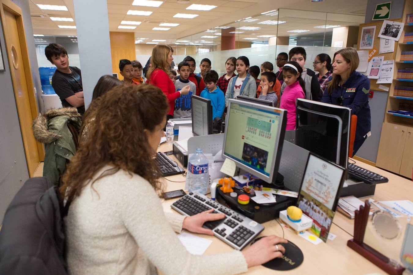 Los alumnos de 5º B de Primaria del Colegio Navarrete El Mudo visitan la multimedia de Diario LA RIOJA