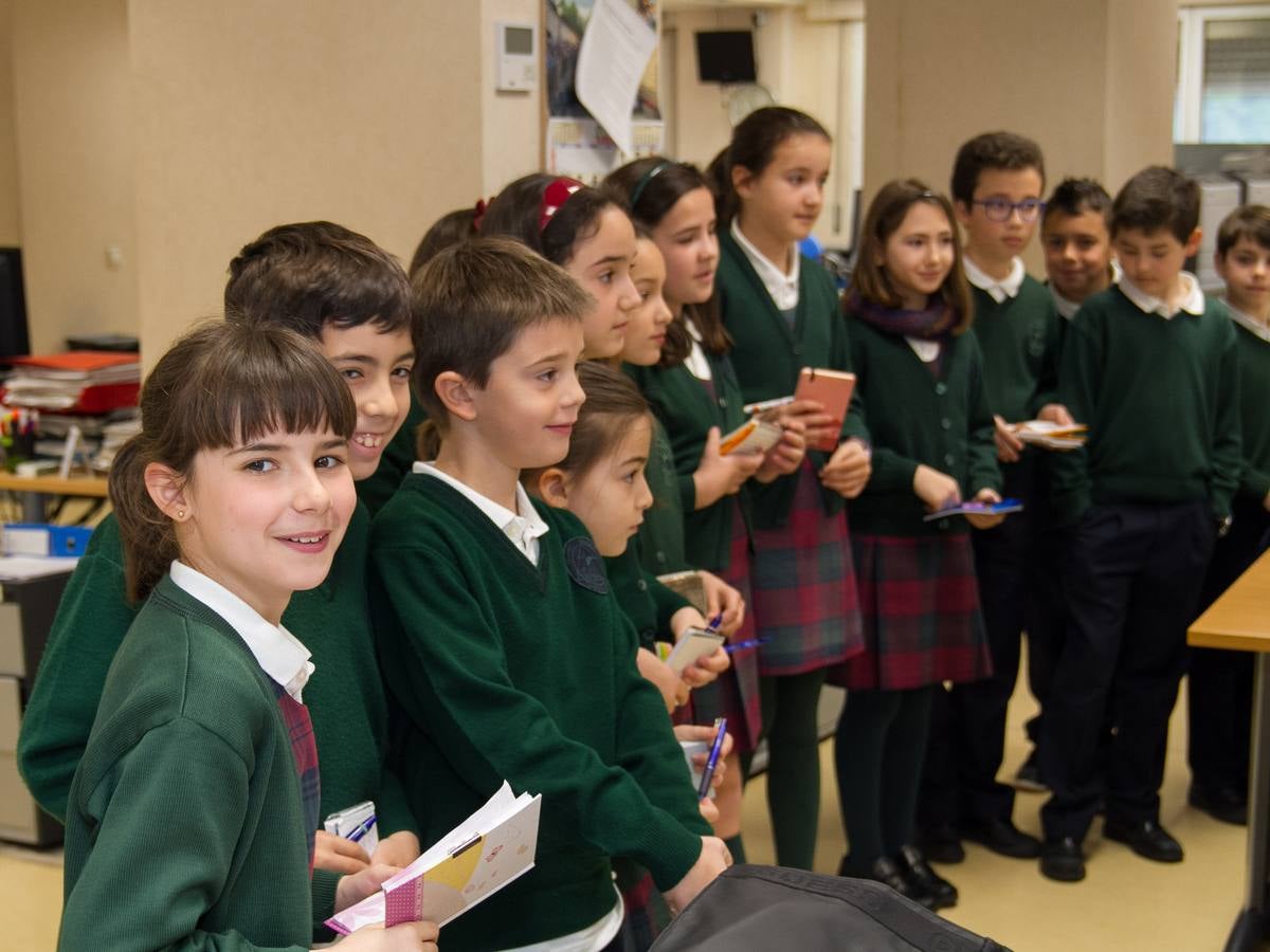 Los alumnos de 4º de Primaria del Colegio Divino Maestro visitan la multimedia de Diario LA RIOJA
