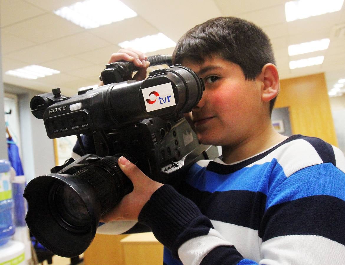 Los alumnos 5º A del Colegio Escolapios han visitado la multimedia de Diario LA RIOJA