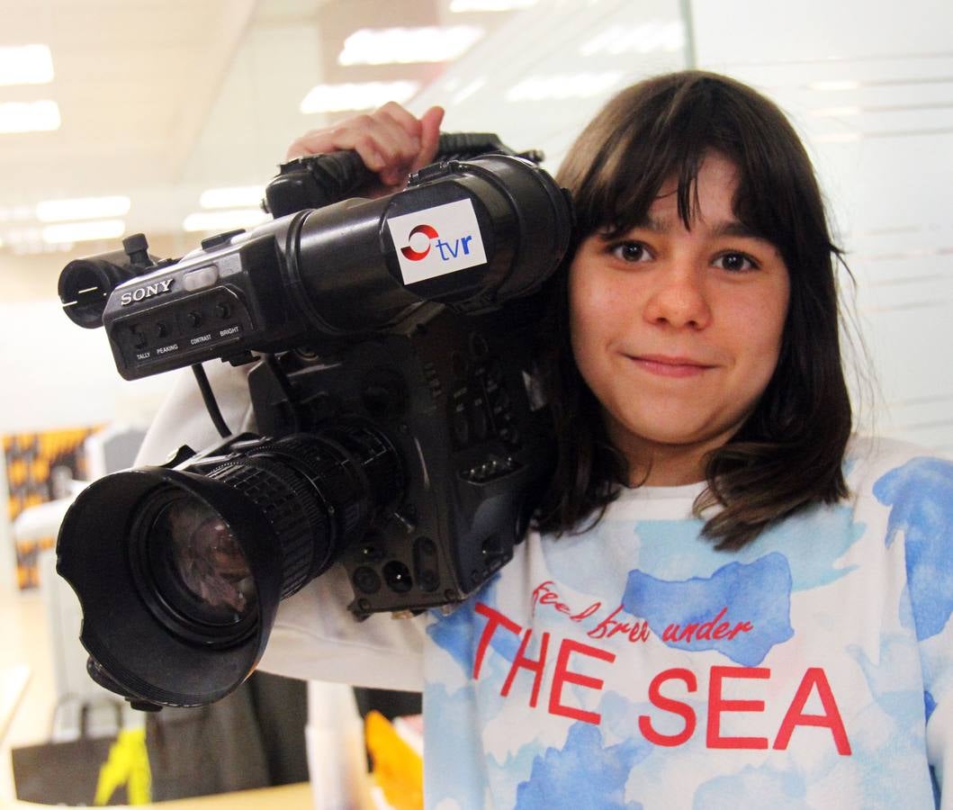 Los alumnos 5º A del Colegio Escolapios han visitado la multimedia de Diario LA RIOJA